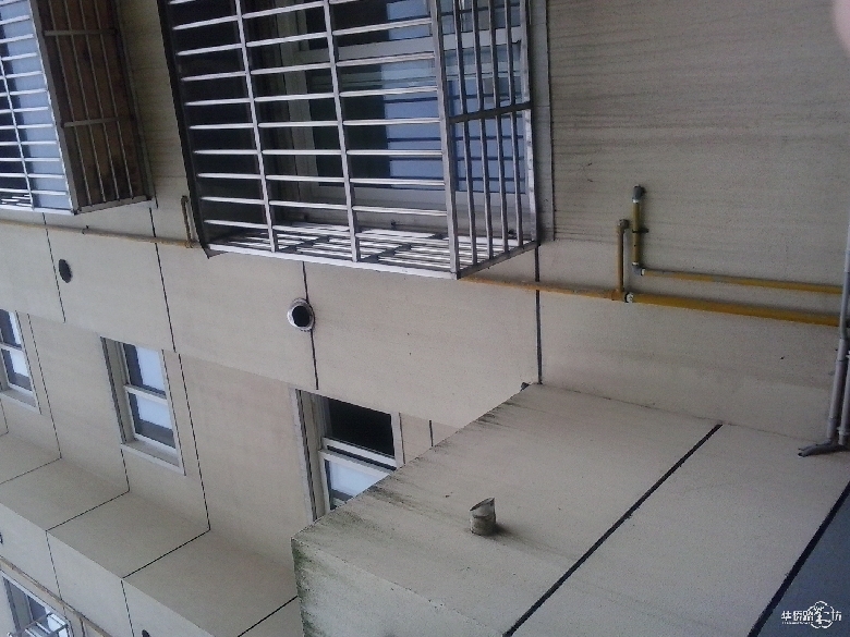 大家讨论内置烟道和直接外排的利弊_(J)建发善