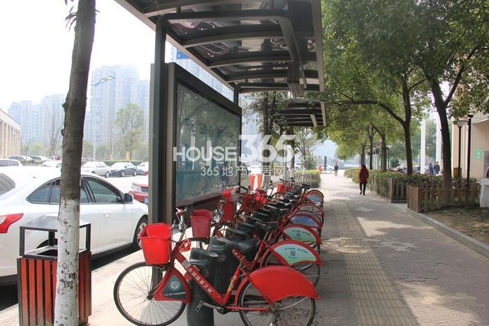 2015年3月底龙湖春江郦城项目周边公共自行车租借点