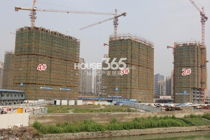 2015年3月底龙湖春江郦城项目实景--2、3、4号楼