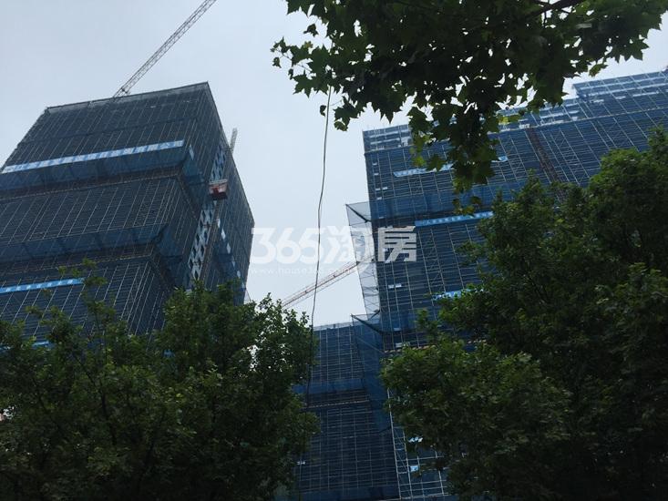 南京证大大拇指广场项目实景图（07.06）