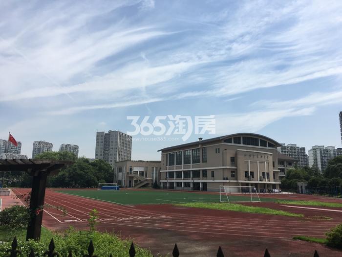 2016年7月初滨江锦绣之城周边学校